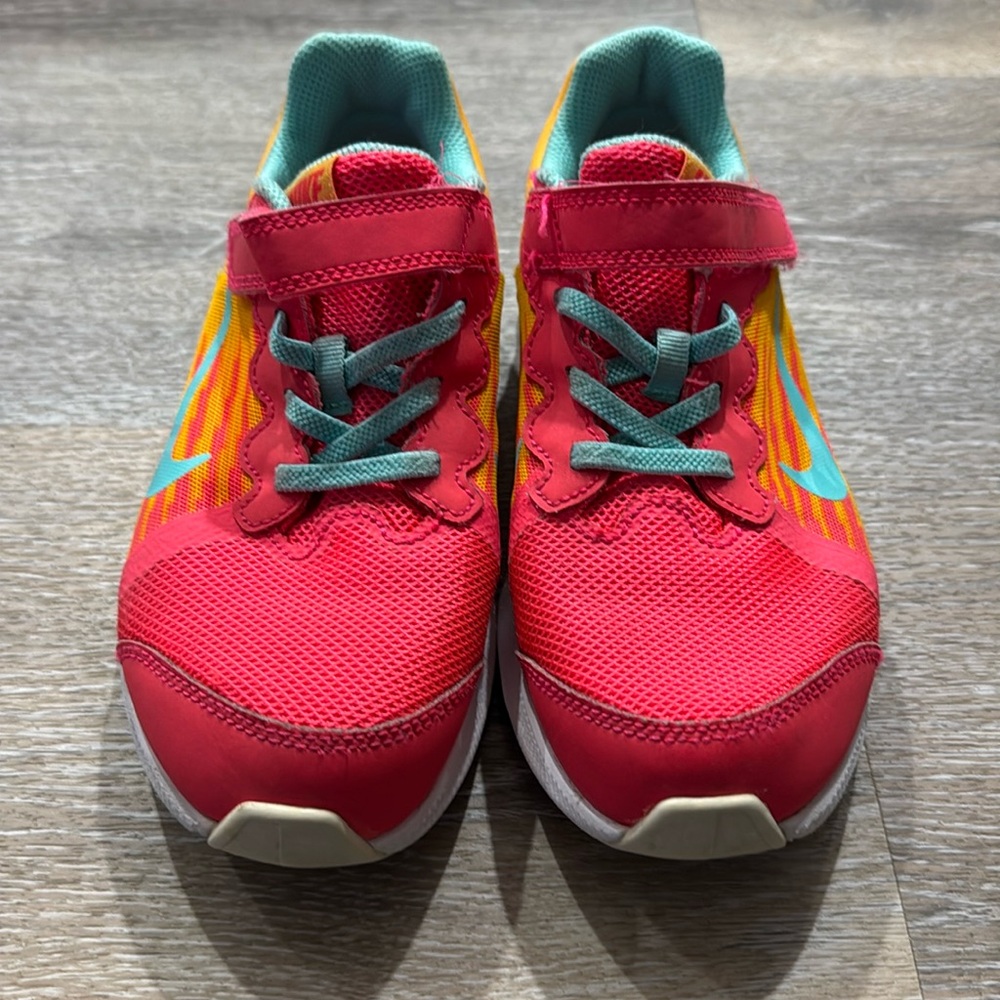 Nike kids sneakers size US 1.5Y EUR 33